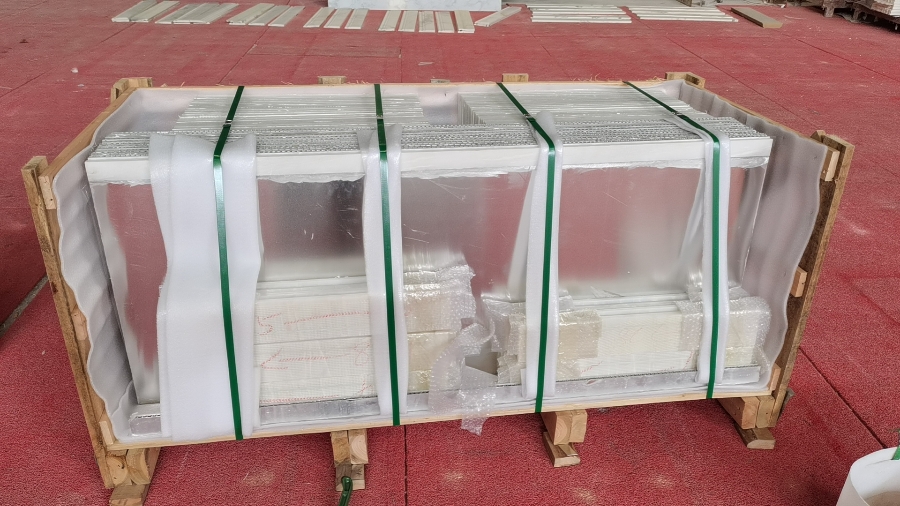 Honeycomb panels for wall cladding and stone panels